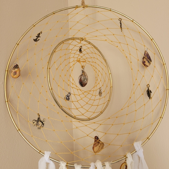 Bespoke dream catcher gold white ivory silk ribbon - Picture 3 of 5